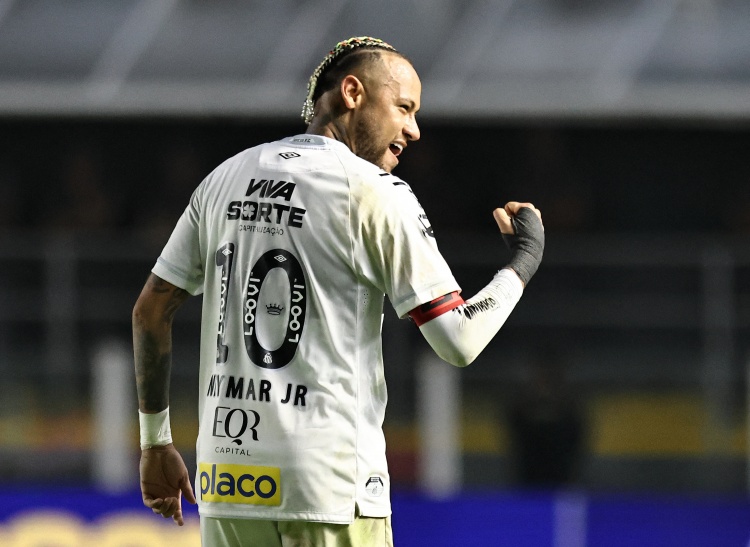 云开体育-内马尔:无论做出什么选择我都是错的,要让所有人满意太难了